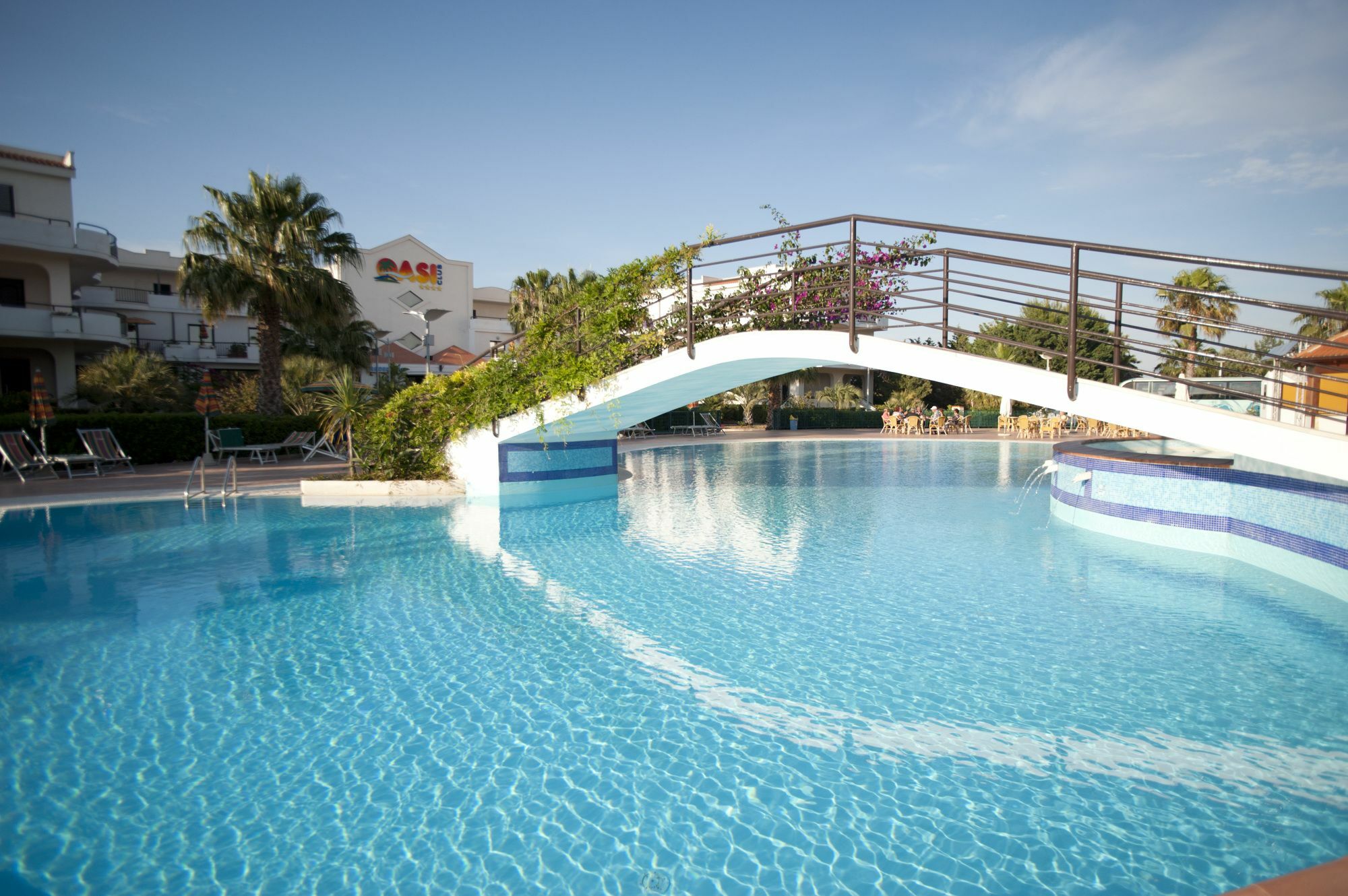 Oasiclub Hotel - Appartamenti 维耶斯泰 外观 照片